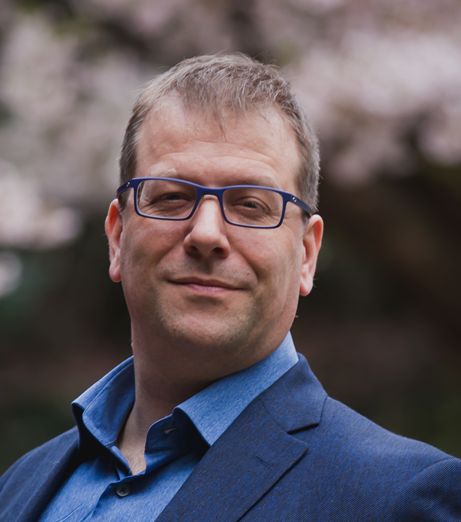 Dr Elvin Zoet